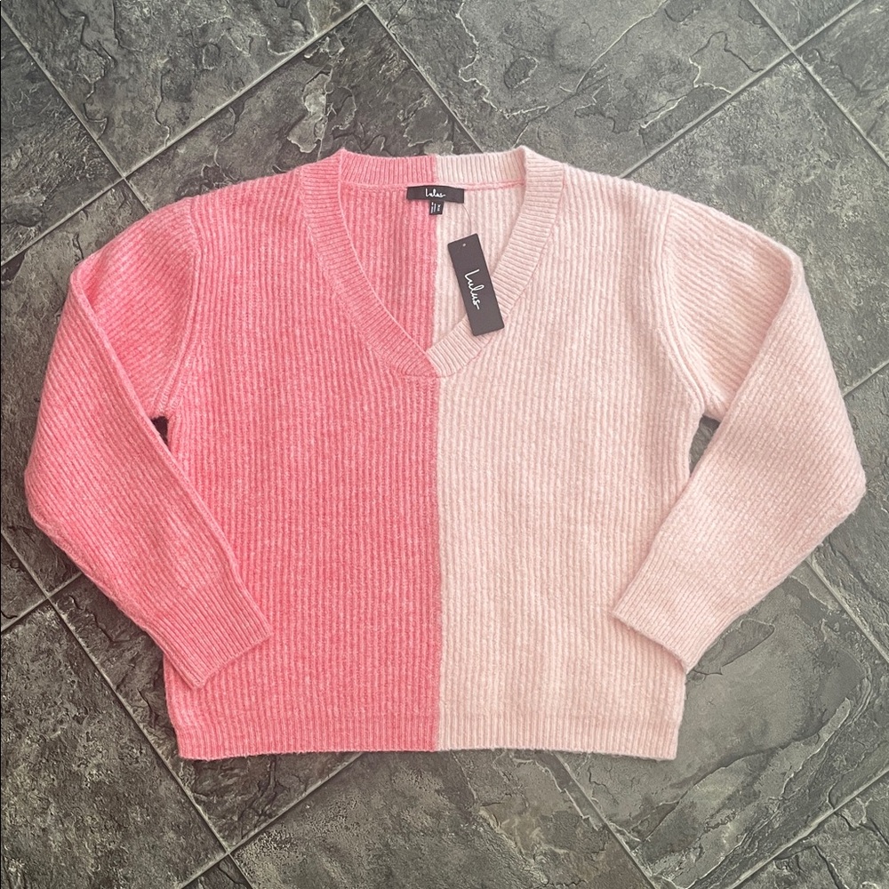⭐️NWT LULUS Two-Tone Pink V-Neck Preppy Balletcore Coquette Cottagecore Sweater